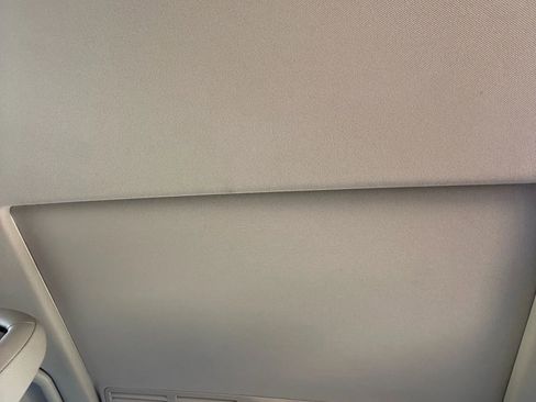 Used 2013 Mercedes-Benz C 250 Sedan w/ Multimedia Pkg image 18