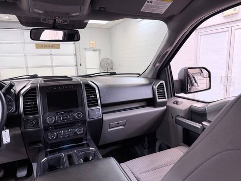 Used 2018 Ford F150 XLT w/ Equipment Group 302A Luxury AWD/4WD image 29