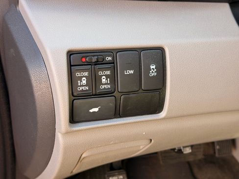 Used 2015 Honda Odyssey EX-L image 7