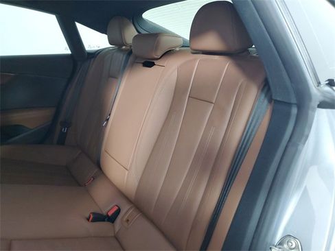 Used 2022 Audi A5 2.0T Premium Plus w/ Premium Plus image 13