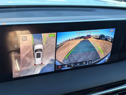 New 2026 Nissan Armada SL w/ Captain's Chari Seat Package image 15