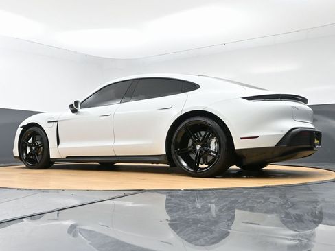 Used 2021 Porsche Taycan image 55