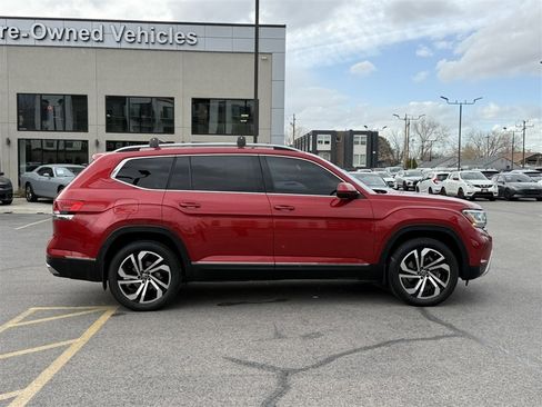 Used 2021 Volkswagen Atlas SEL Premium image 8