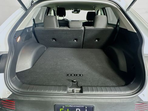 Used 2024 Hyundai Ioniq 5 SEL RWD image 29