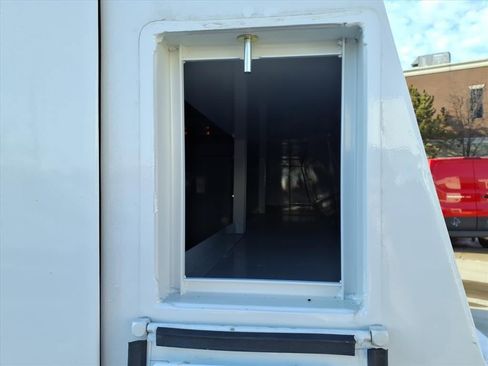 New 2026 Ford E-350 and Econoline 350 Super Duty w/ Power Equipment Group image 33