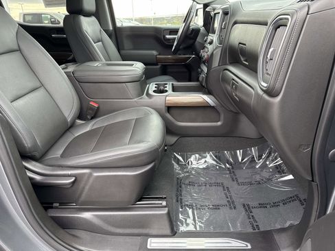 Used 2021 Chevrolet Silverado 1500 RST w/ Convenience Package II image 19