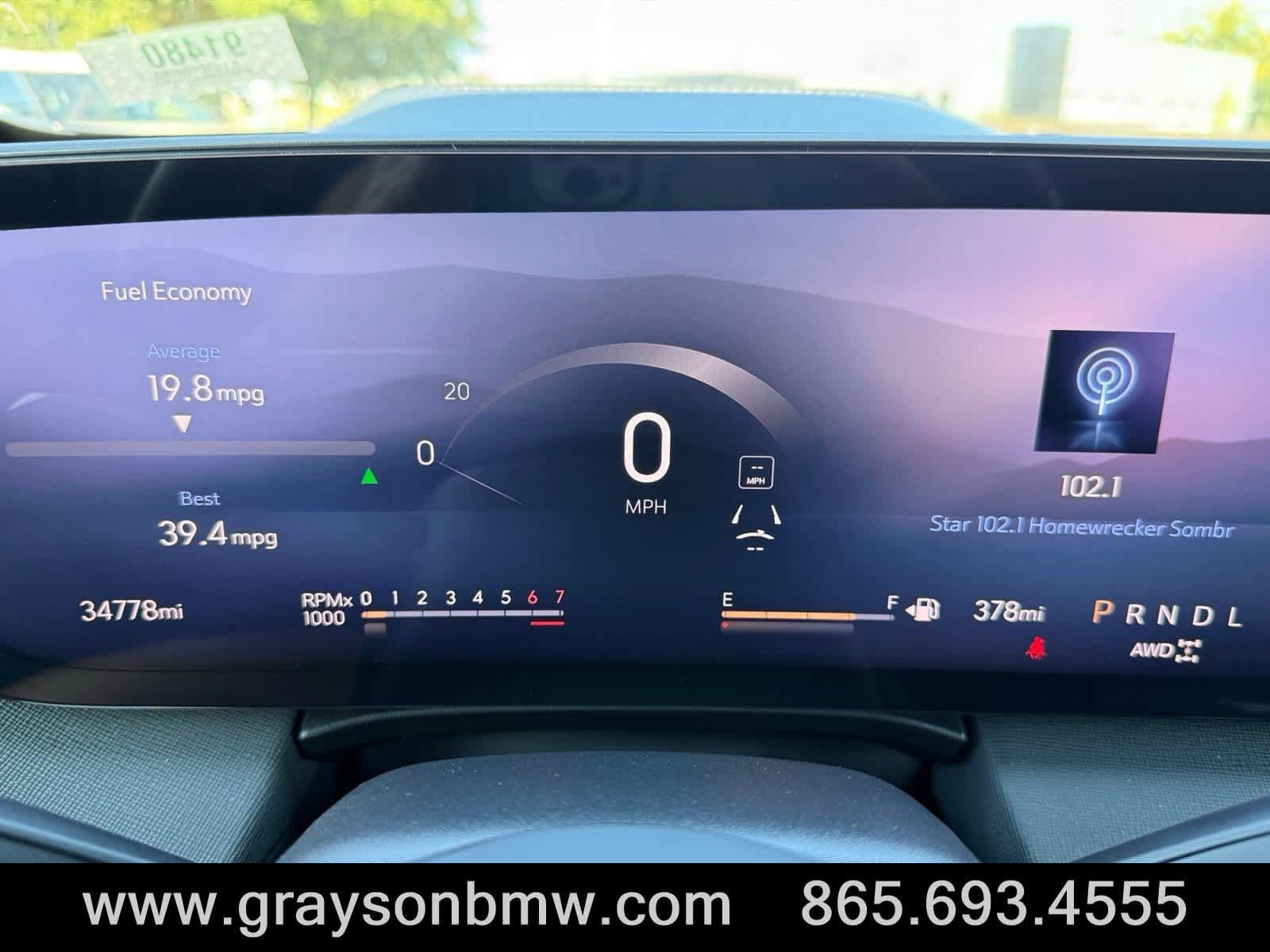 Used 2025 Buick Enclave Preferred AWD/4WD image 45