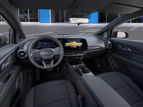 New 2026 Chevrolet Equinox EV LT image 13