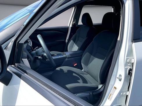 Certified 2024 Nissan Rogue S image 21