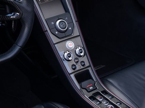 Used 2013 McLaren MP4-12C Spider RWD image 47