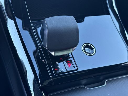 Used 2024 Land Rover Range Rover Sport Autobiography image 22