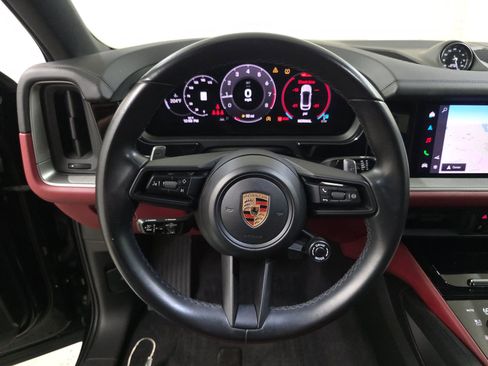 Used 2024 Porsche Cayenne Coupe w/ Premium Package Plus AWD/4WD image 9