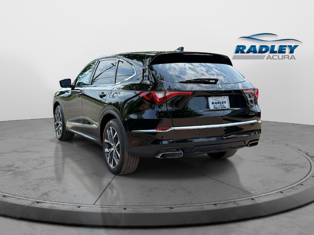 Certified 2024 Acura MDX w/ Technology Package AWD/4WD image 5