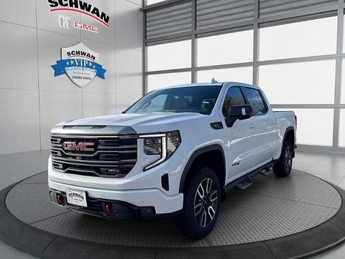Used 2023 GMC Sierra 1500 AT4 w/ Technology Package image 8