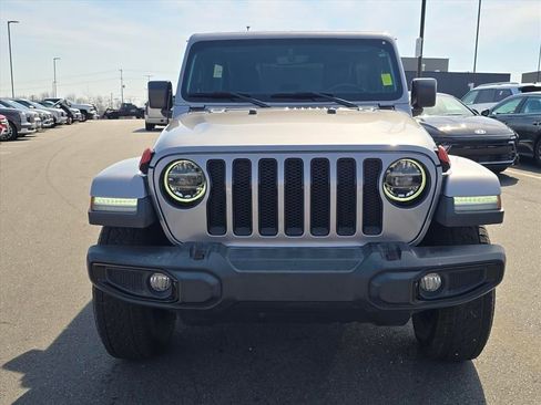 Used 2020 Jeep Wrangler Unlimited Sahara image 8