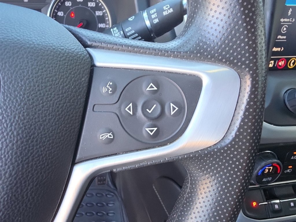Used 2023 GMC Acadia SLE FWD image 17