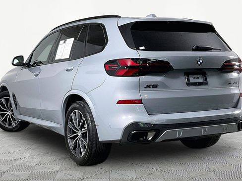 Certified 2026 BMW X5 xDrive40i w/ M Sport Package AWD/4WD image 5
