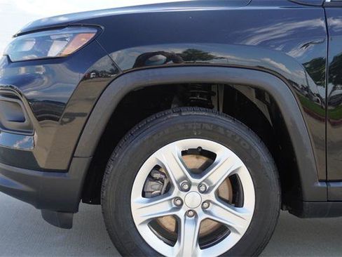 Certified 2023 Jeep Compass Latitude image 5