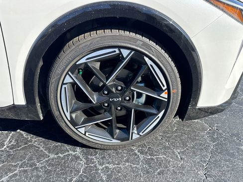 New 2025 Kia K4 GT-Line image 12