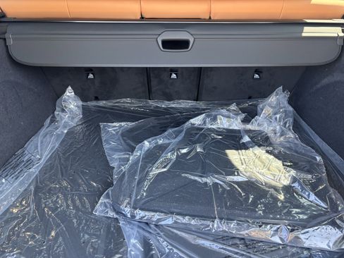 Used 2026 BMW X5 sDrive40i w/ Premium Package image 35