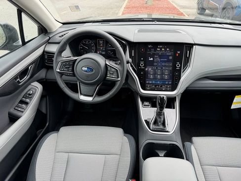Used 2025 Subaru Outback Premium w/ Popular Package #1A image 21