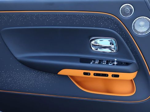 New 2026 Rolls-Royce Spectre Black Badge image 12