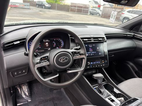 Used 2024 Hyundai Santa Cruz SEL AWD/4WD image 15