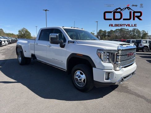Used 2023 GMC Sierra 3500 Denali w/ Denali Ultimate Package AWD/4WD image 1