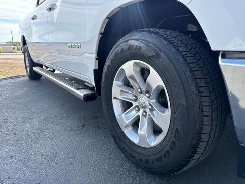 Used 2023 RAM 1500 Laramie AWD/4WD image 8