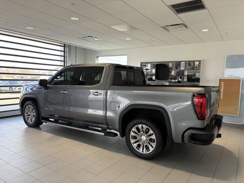 Used 2021 GMC Sierra 1500 Denali image 3