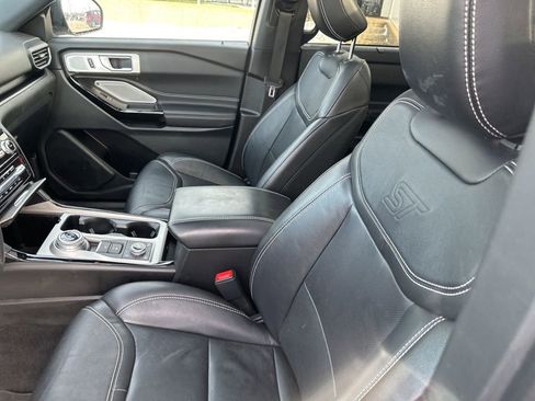 Used 2023 Ford Explorer ST w/ Equipment Group 401A image 2