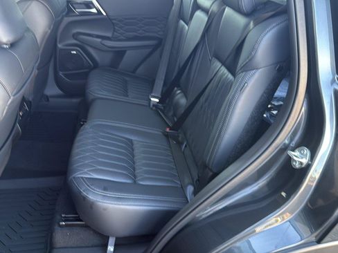 New 2026 Mitsubishi Outlander SEL FWD image 21