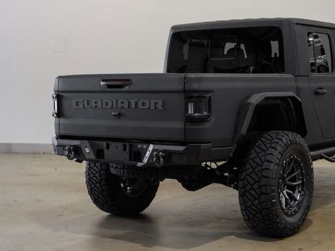 Used 2025 Jeep Gladiator Rubicon w/ Safety Group image 36