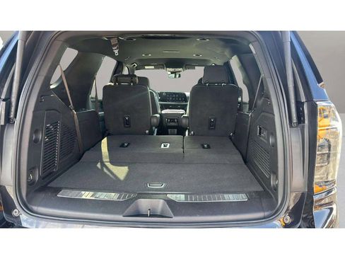 Used 2025 Chevrolet Tahoe Premier image 10
