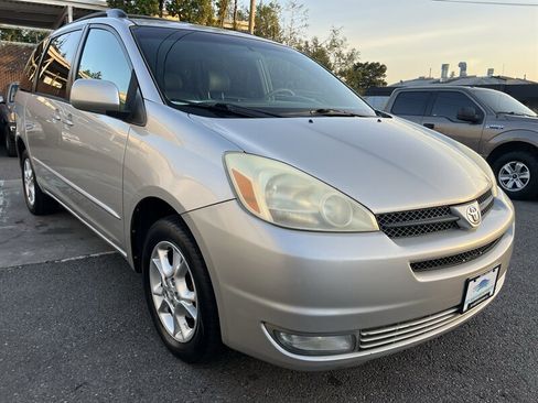 Used 2004 Toyota Sienna XLE AWD/4WD image 7