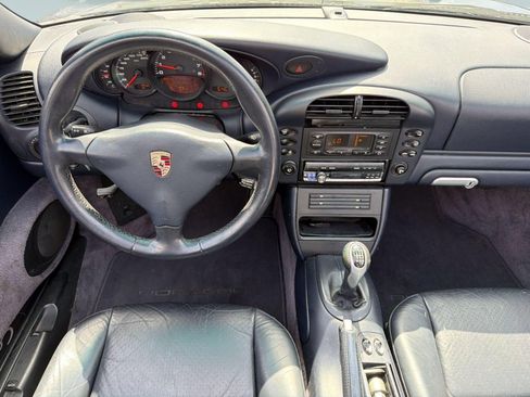 Used 2003 Porsche 911 Cabriolet image 28