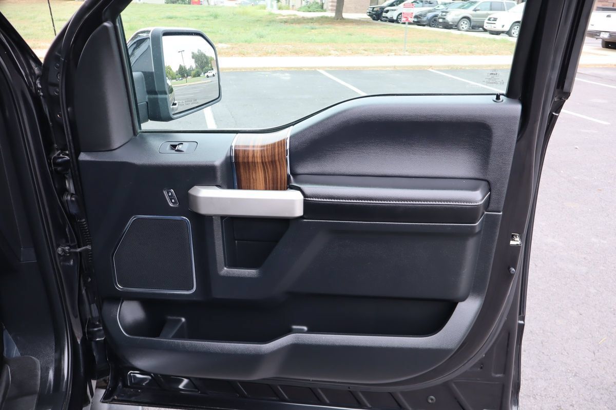 Used 2015 Ford F150 Lariat w/ Equipment Group 502A Luxury AWD/4WD image 26