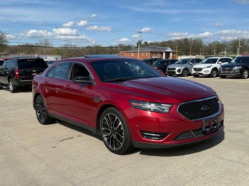 Used 2018 Ford Taurus SHO w/ Driver Assist Package image 20