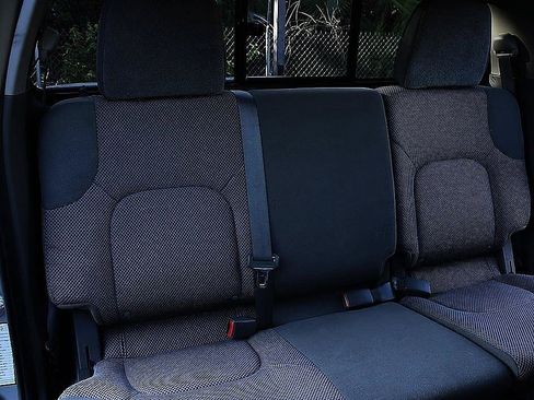 Used 2019 Nissan Frontier SV AWD/4WD image 23