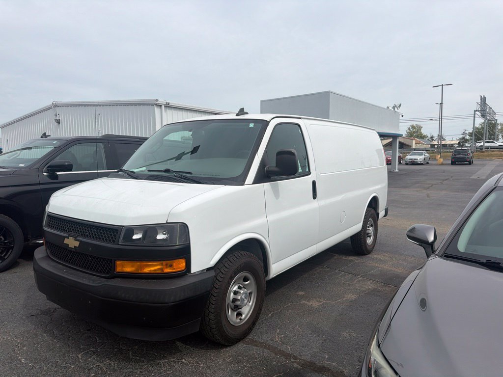 Used 2018 Chevrolet Express 2500 RWD 360° Tour