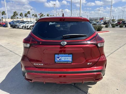 Certified 2024 Nissan Kicks SV image 6