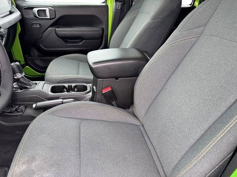 Certified 2025 Jeep Wrangler Sport S image 12