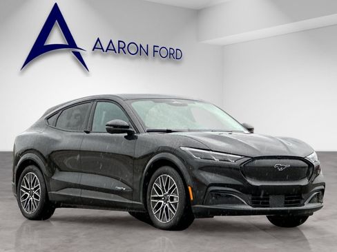 New 2025 Ford Mustang Mach-E Premium RWD image 8