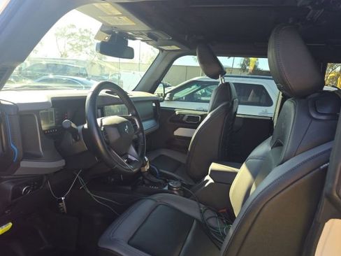 Used 2024 Ford Bronco Black Diamond w/ Sasquatch Package image 4
