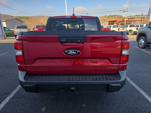 New 2025 Ford Maverick Tremor image 4