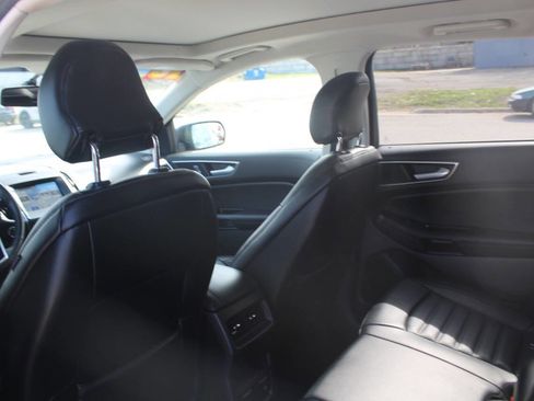 Used 2016 Ford Edge SEL w/ Equipment Group 201A image 16