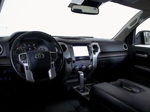 Used 2020 Toyota Tundra SR5 w/ SR5 Leather Package RWD image 21