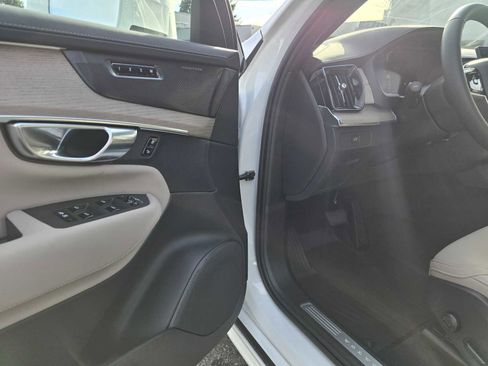 New 2026 Volvo XC90 B6 Plus w/ Protection Package Premier AWD/4WD image 27