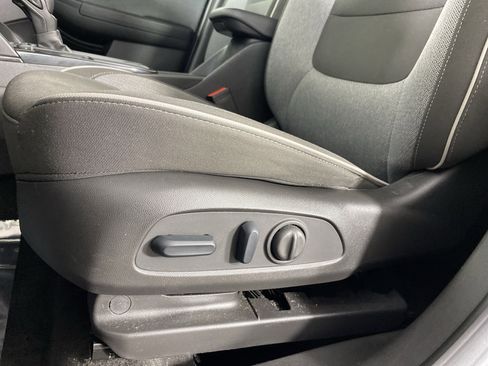 Used 2023 Chevrolet TrailBlazer LT image 18