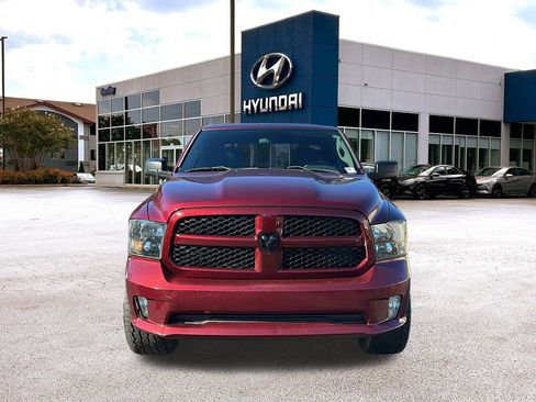 Used 2017 RAM 1500 Express w/ Express Value Package image 5